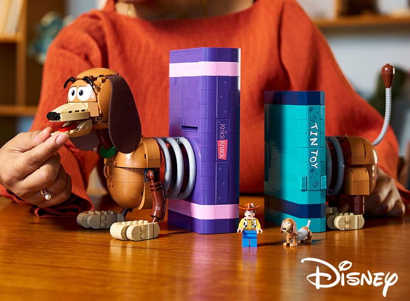 LEGO Disney Slinky Dog