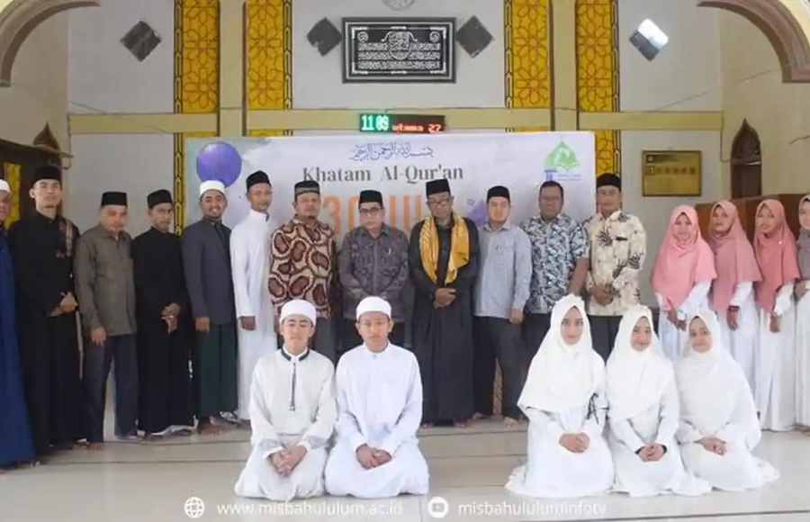 Lima Santri Misbahul Ulum Lhokseumawe Selesaikan Hafalan Alquran 30 Juz