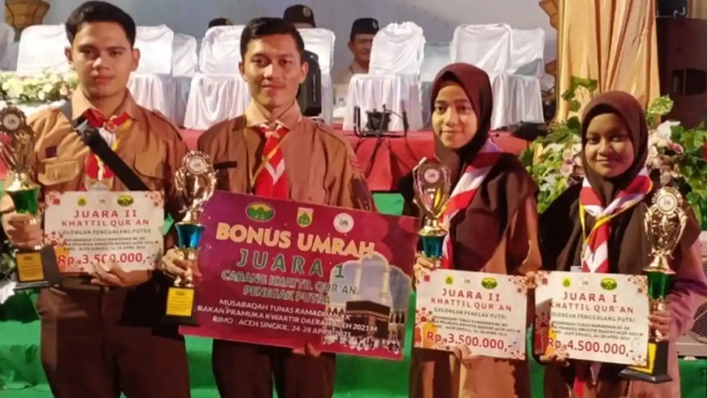 4 Santri Misbahul Ulum Lhokseumawe Raih Juara Kaligrafi MTR, Satu Diantaranya Dapat Umrah Gratis