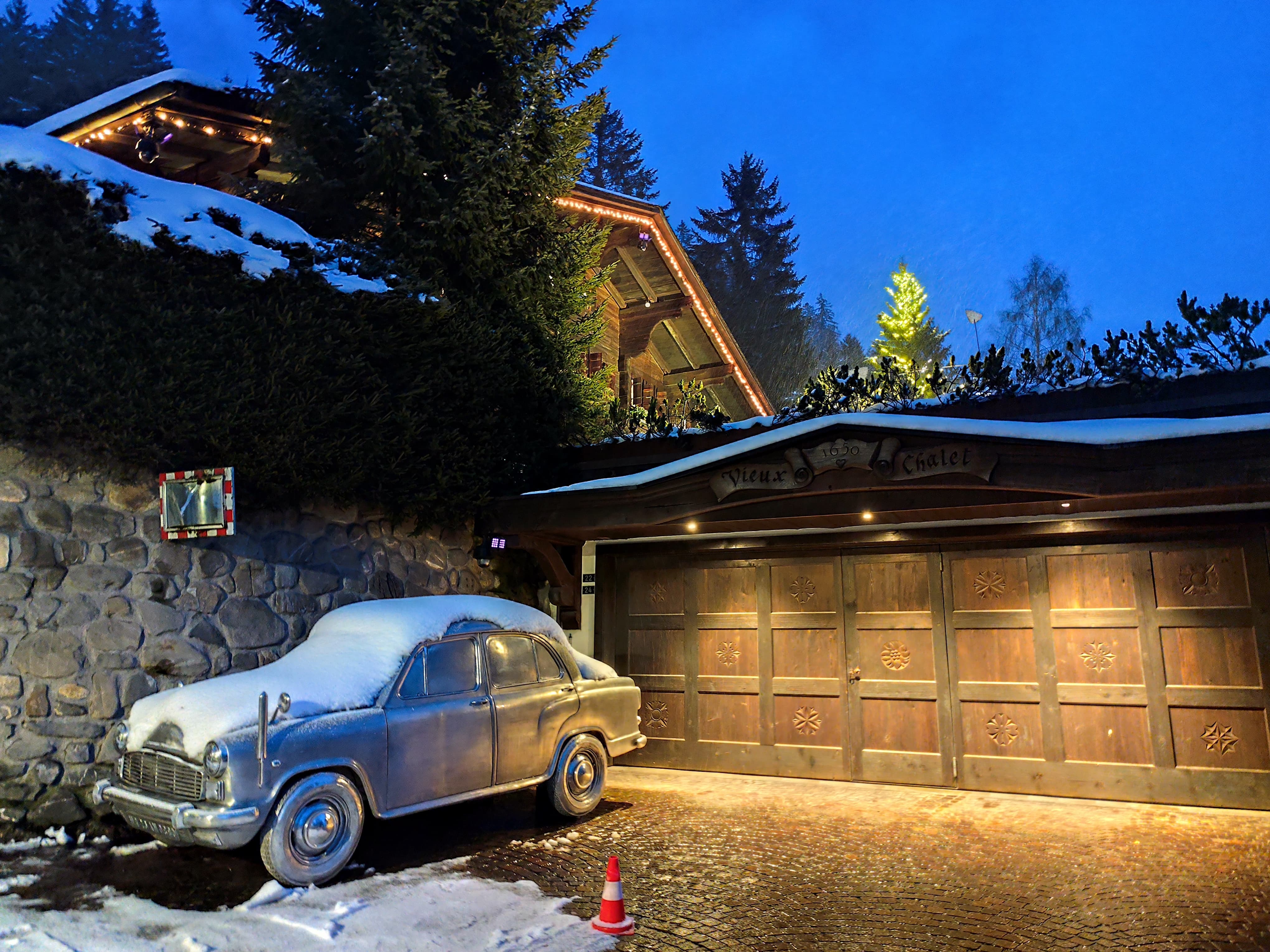 Private Chalet with Art Work