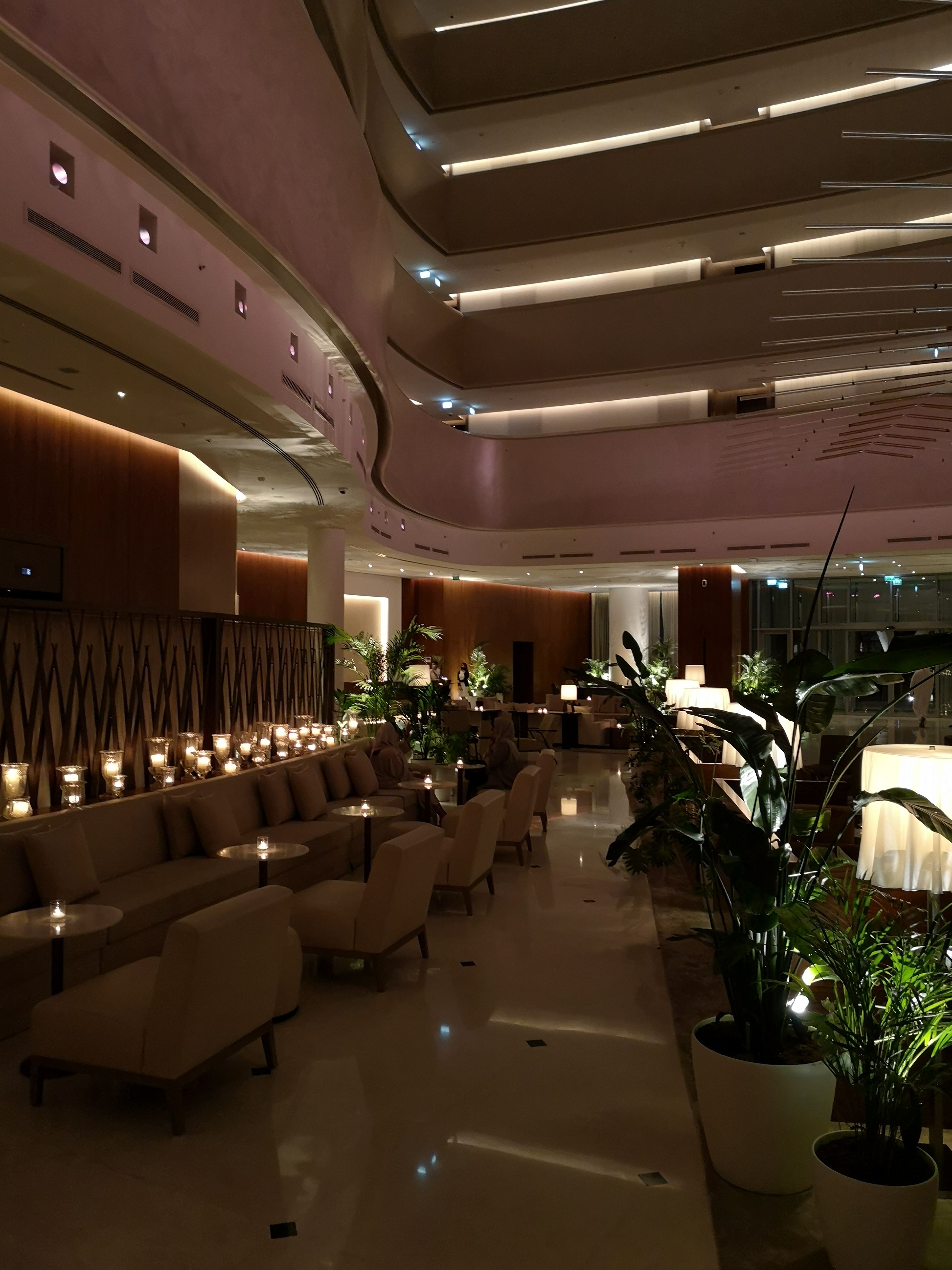 lobby Abu Dhabi edition