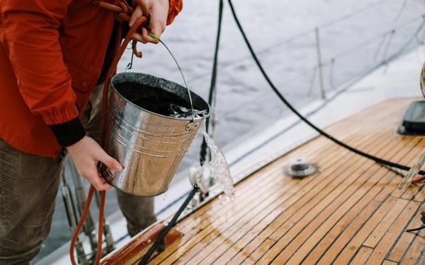 10 Essential Tips for Maintaining Your Boat All Season Long