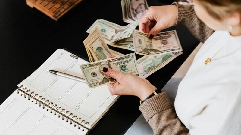 Image related to Building a Healthy Relationship with Money: A Guide