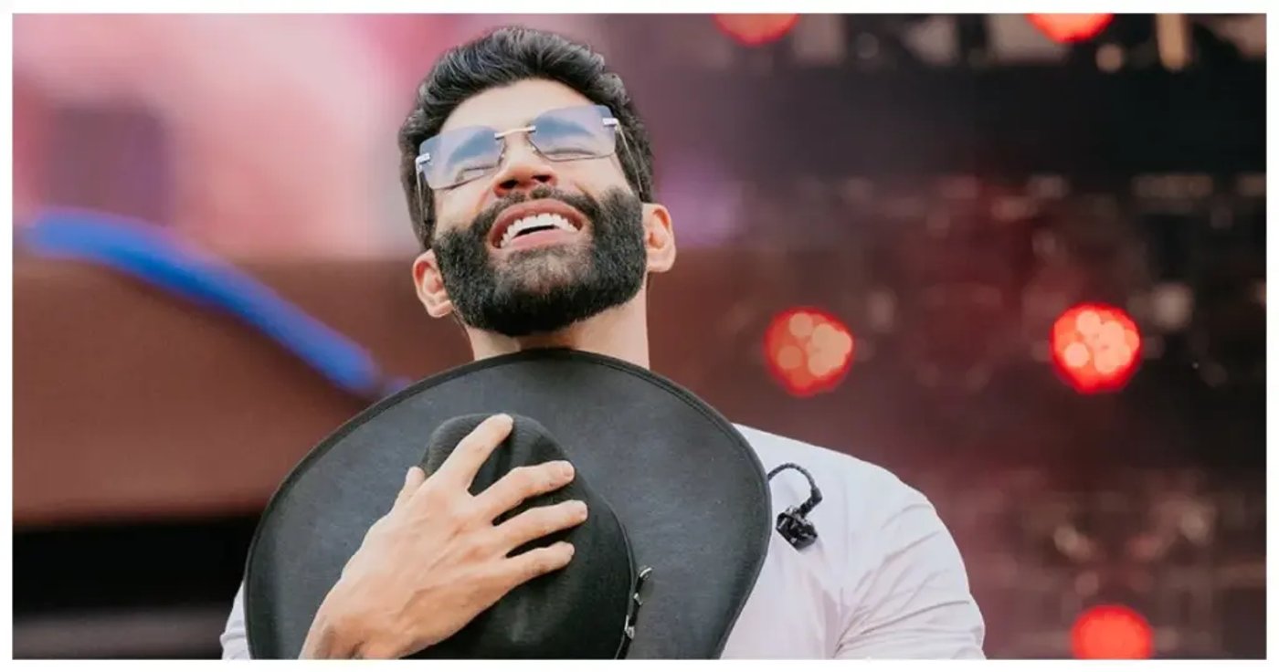 Gusttavo Lima em foto de divulgação da programação do Jaguariúna Rodeo Festival