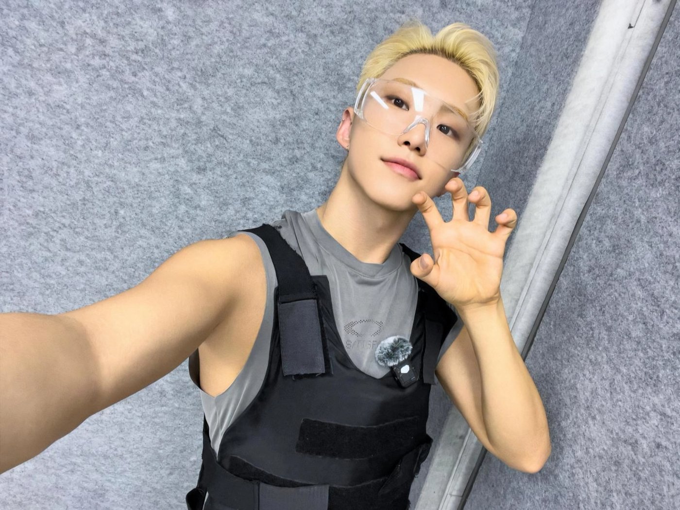 Hoshi na foto de divulgação fornecida pela PLEDIS Entertainment