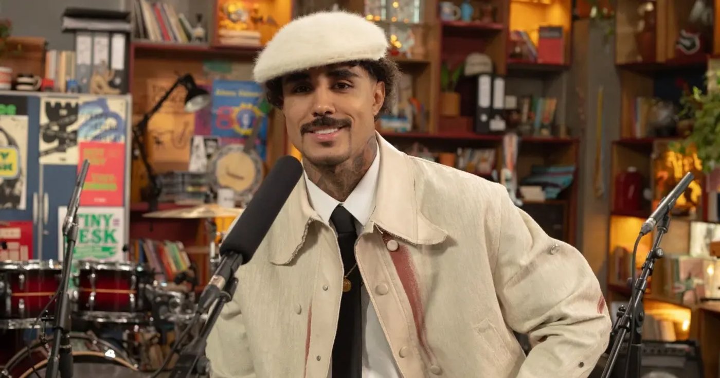 MC Livinho durante sua apresentação no Tiny Desk Brasil