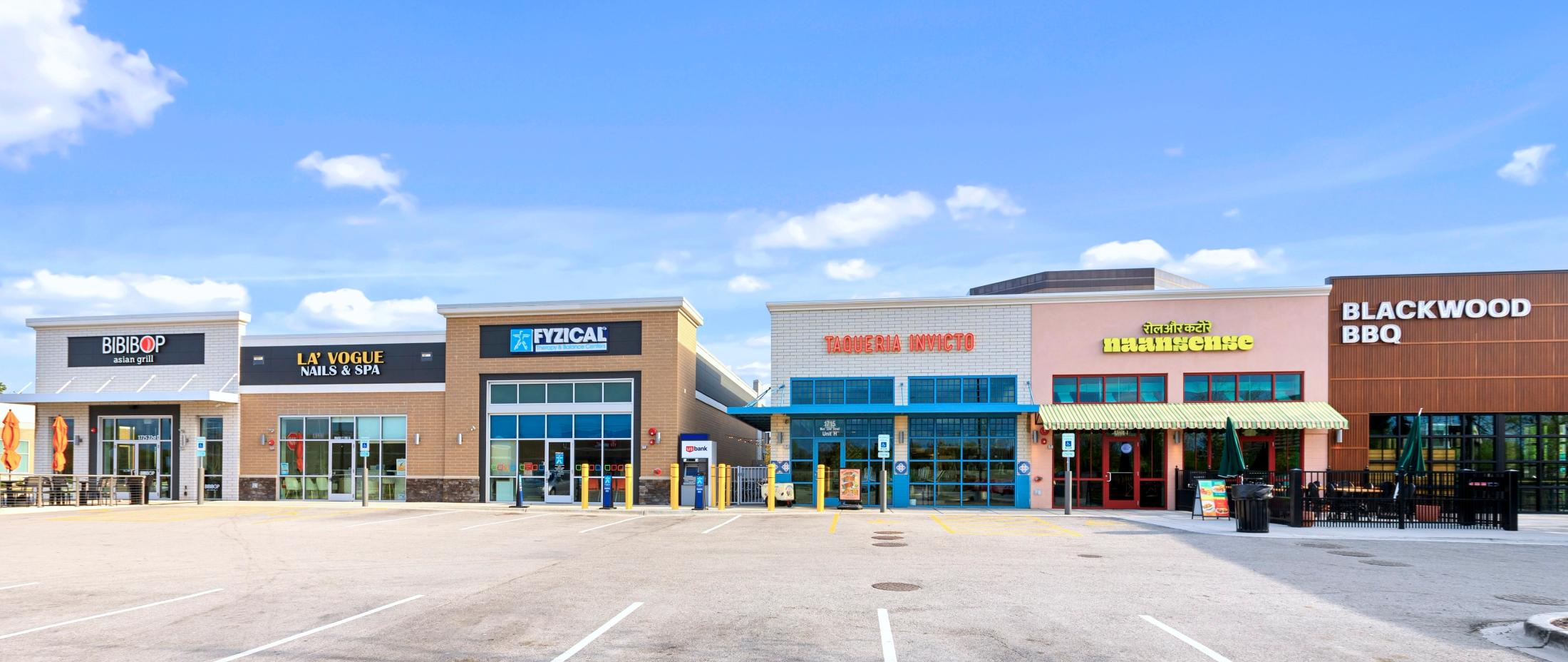 Multi-Tenant, Overlook at Oak Brook — image 1 of 11