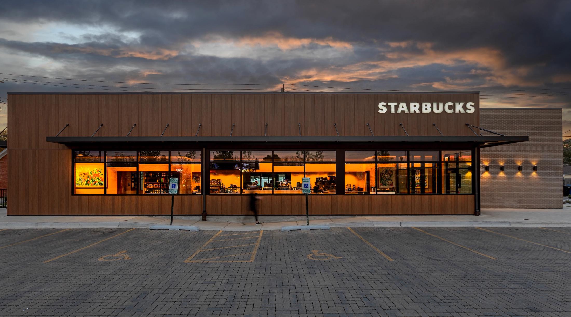 Starbucks, Chicago — image 1 of 7