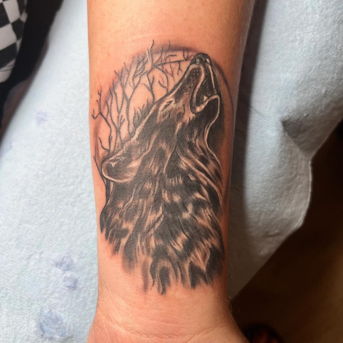 This is a coverup of an existing tattoo