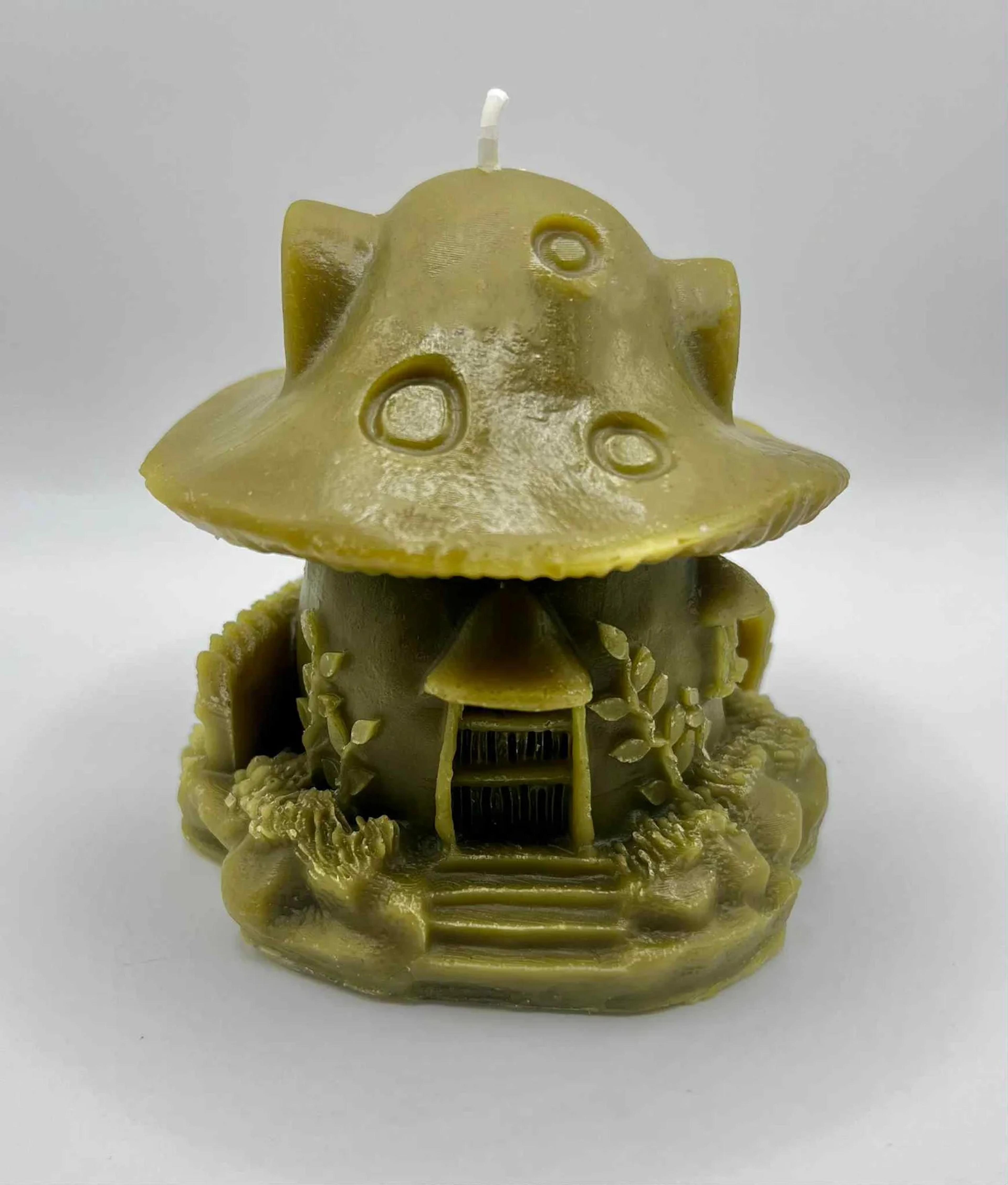 Turf Mushroom House Candle