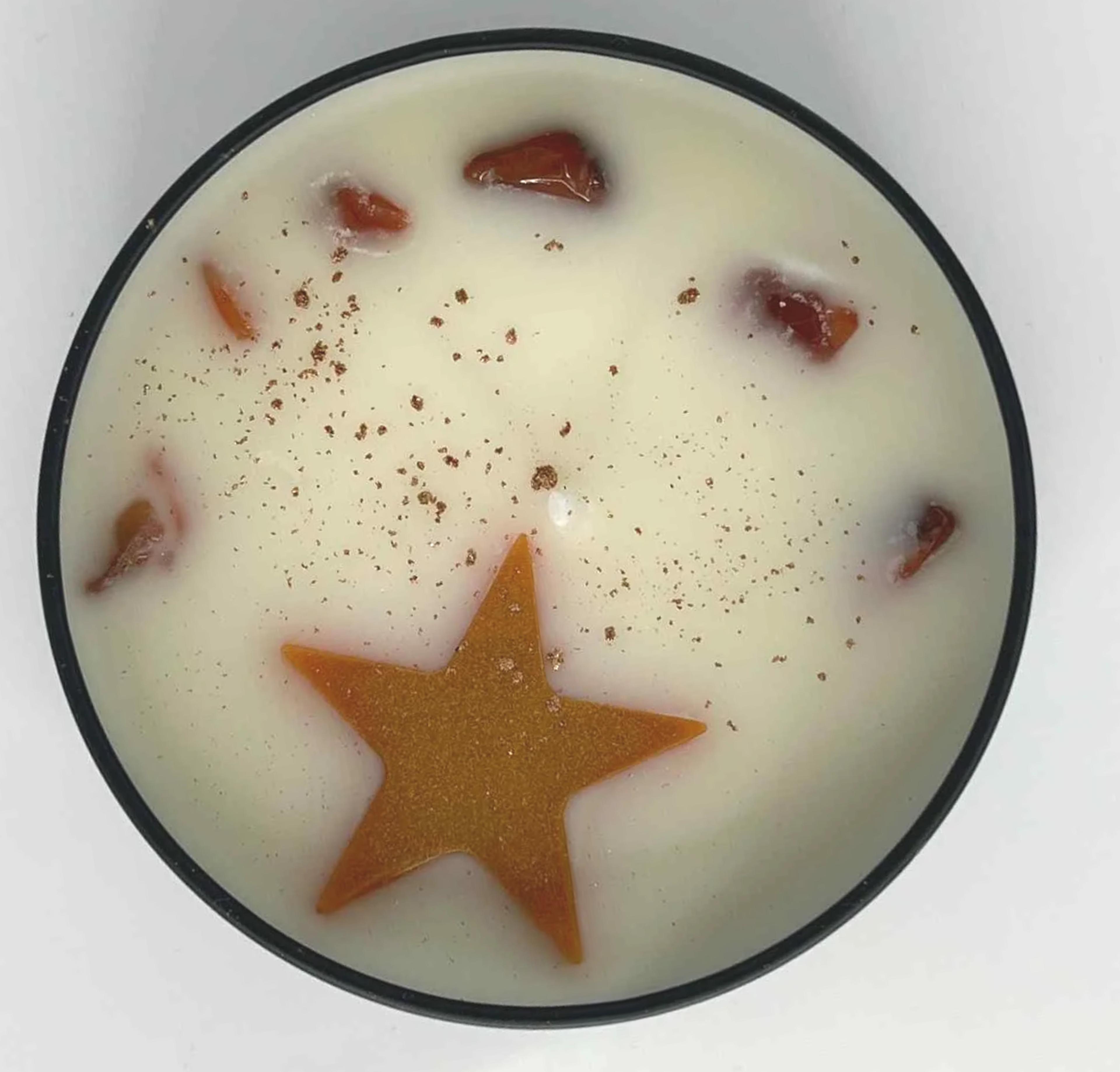Sandalwood & Amber Candle