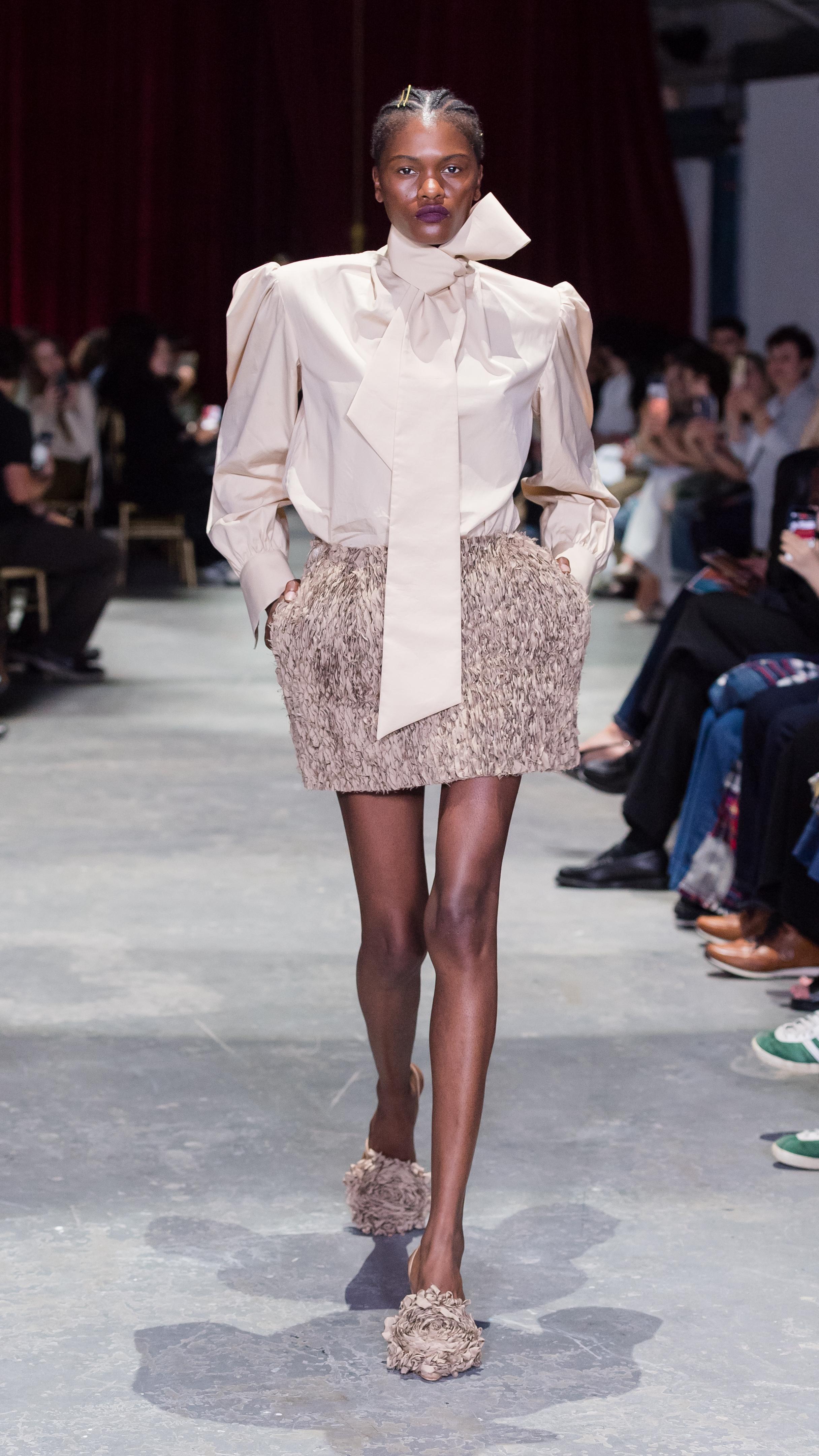 LOOK 3 - Collection