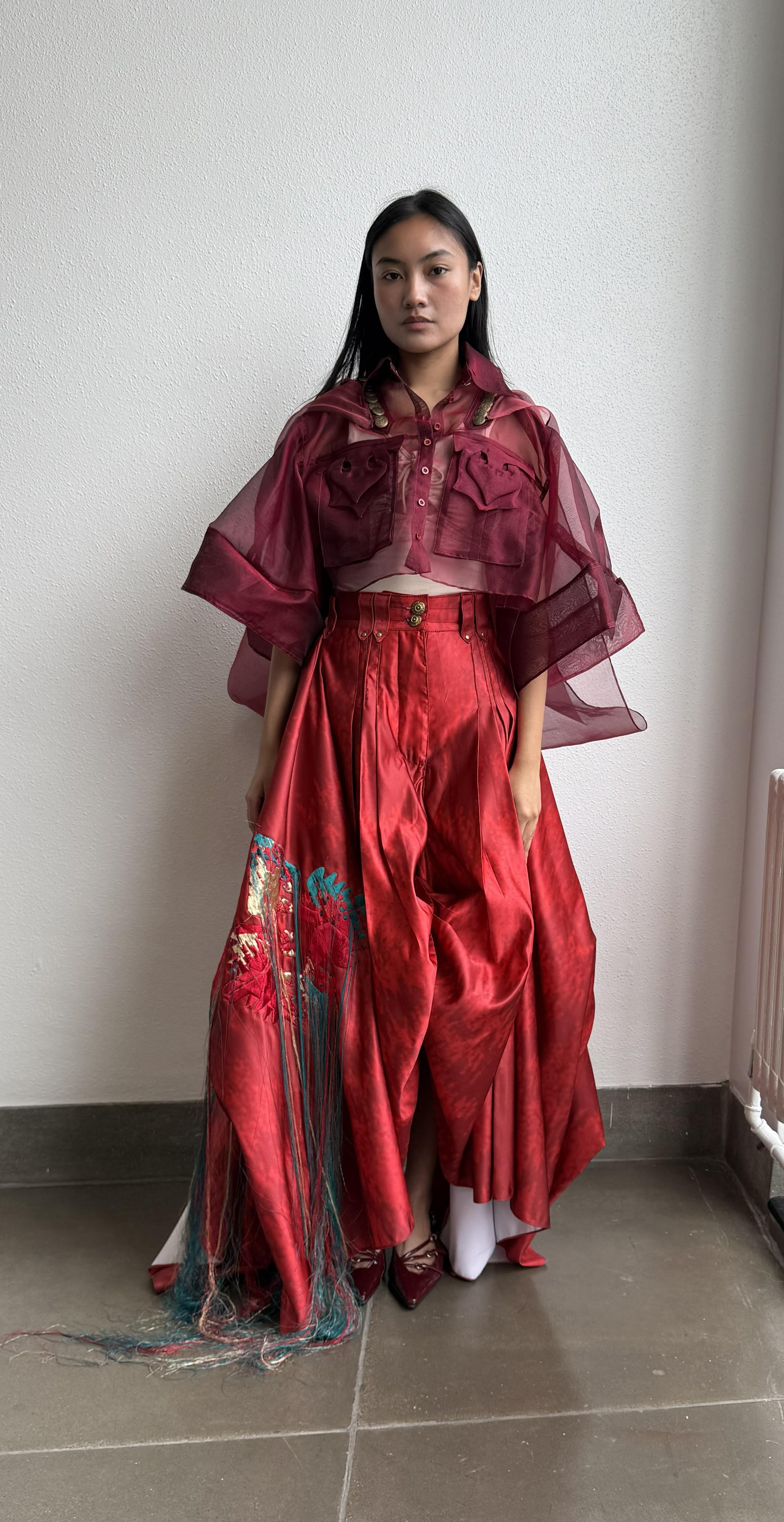 Gurbet Collection - Look 1