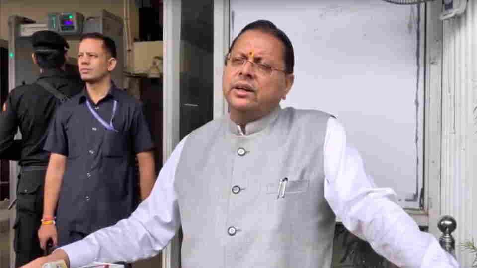 'छात्रों की गूंज नहीं, राहुल की राजनीति बनी झूठ की गूंज', कांग्रेस पर बरसे CM धामी