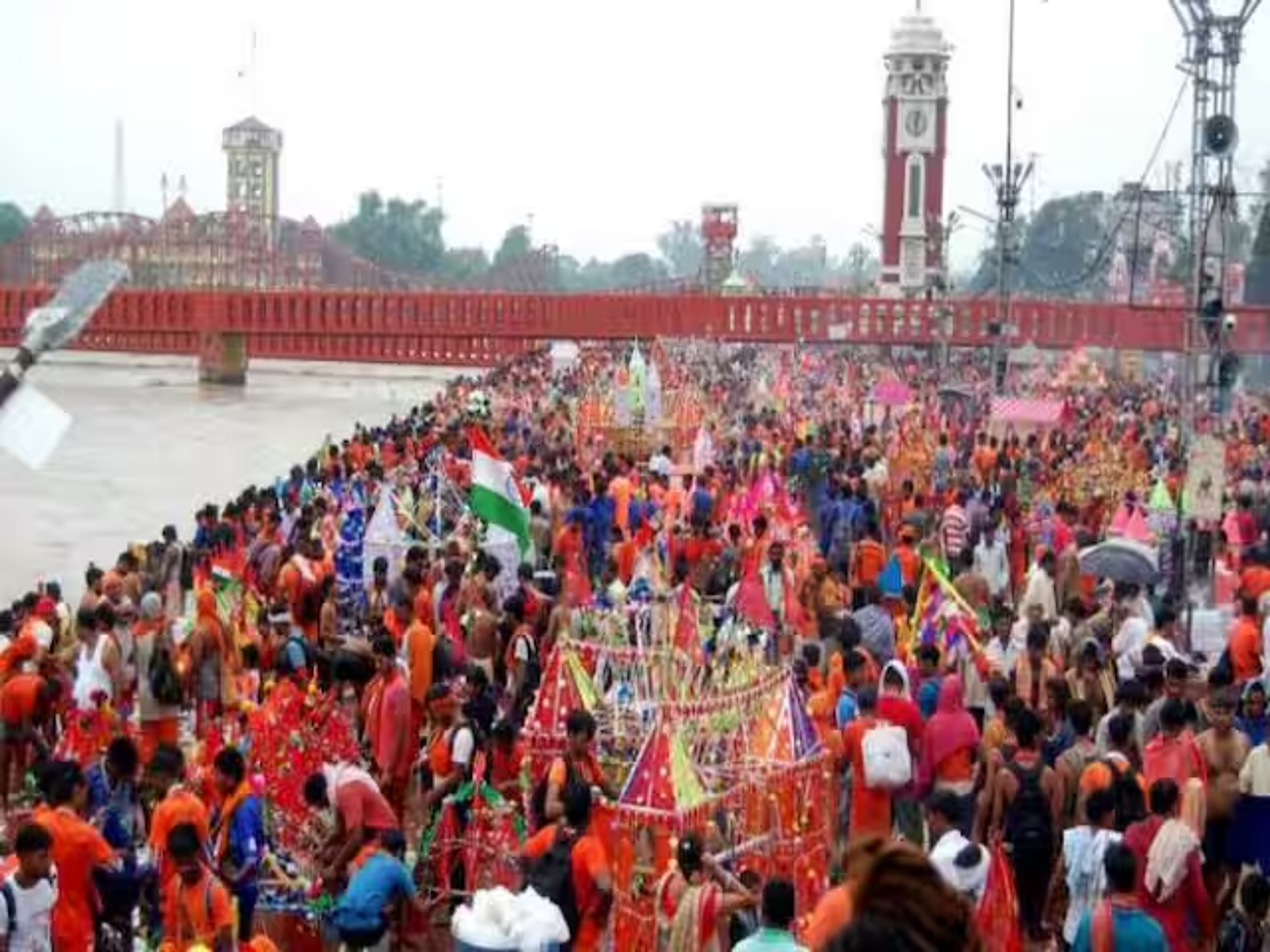 Haridwar Kanwar Yatra: आज से कांवड़ यात्रा शुरू; 6000 जवान मुस्तैद, जानिए रूट डायवर्जन से लेकर सुरक्षा के पूरे इंतजाम