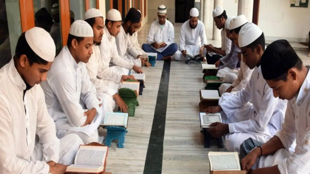 उत्तराखंड: मान्यता न लेने वाले 200 से ज्यादा मदरसे होंगे बंद, प्रशासन का सख्त आदेश