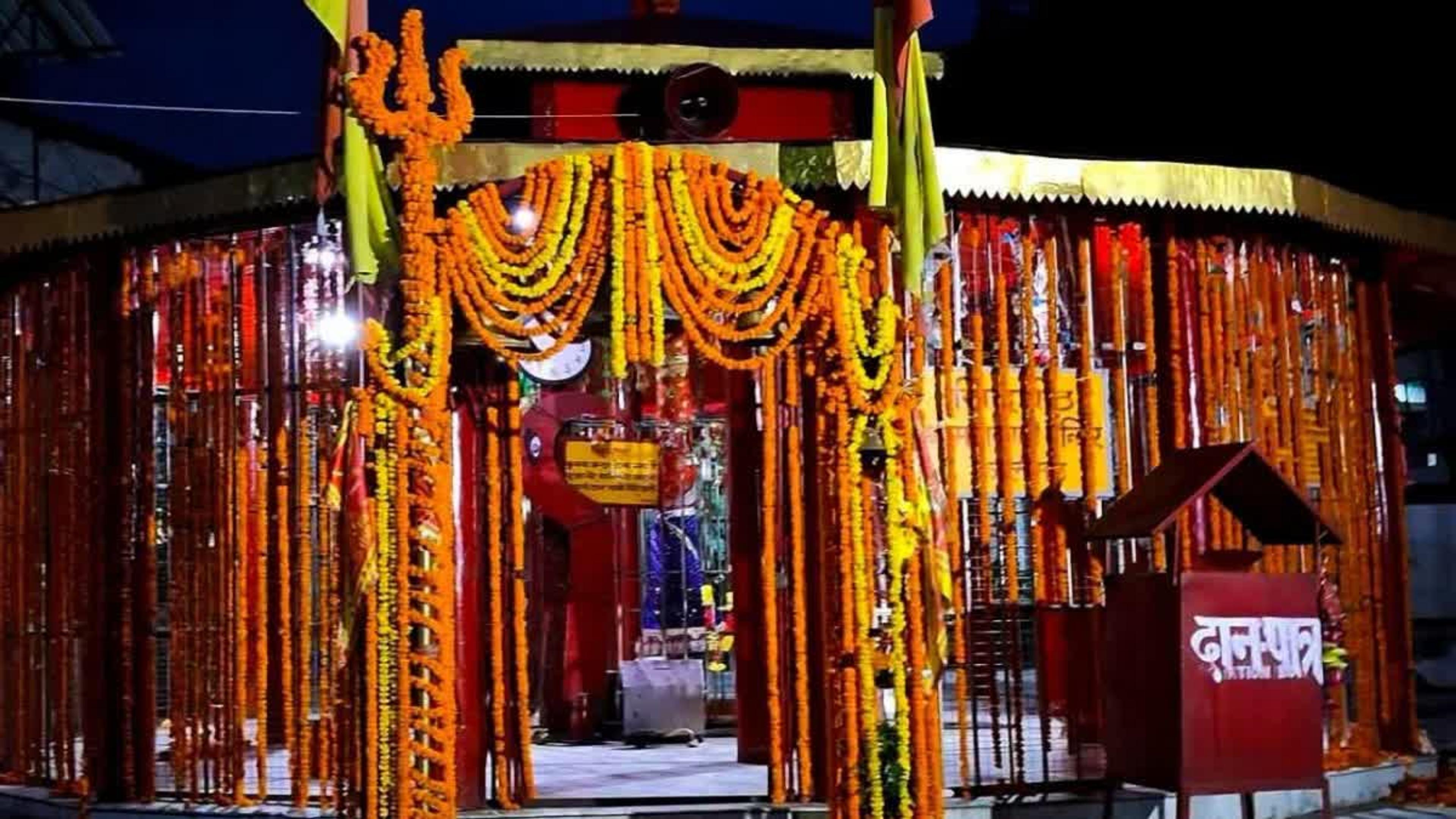 कालीमठ मंदिर में सुविधाओं का टोटा: हक-हकूकधारियों ने खोला BKTC के खिलाफ मोर्चा