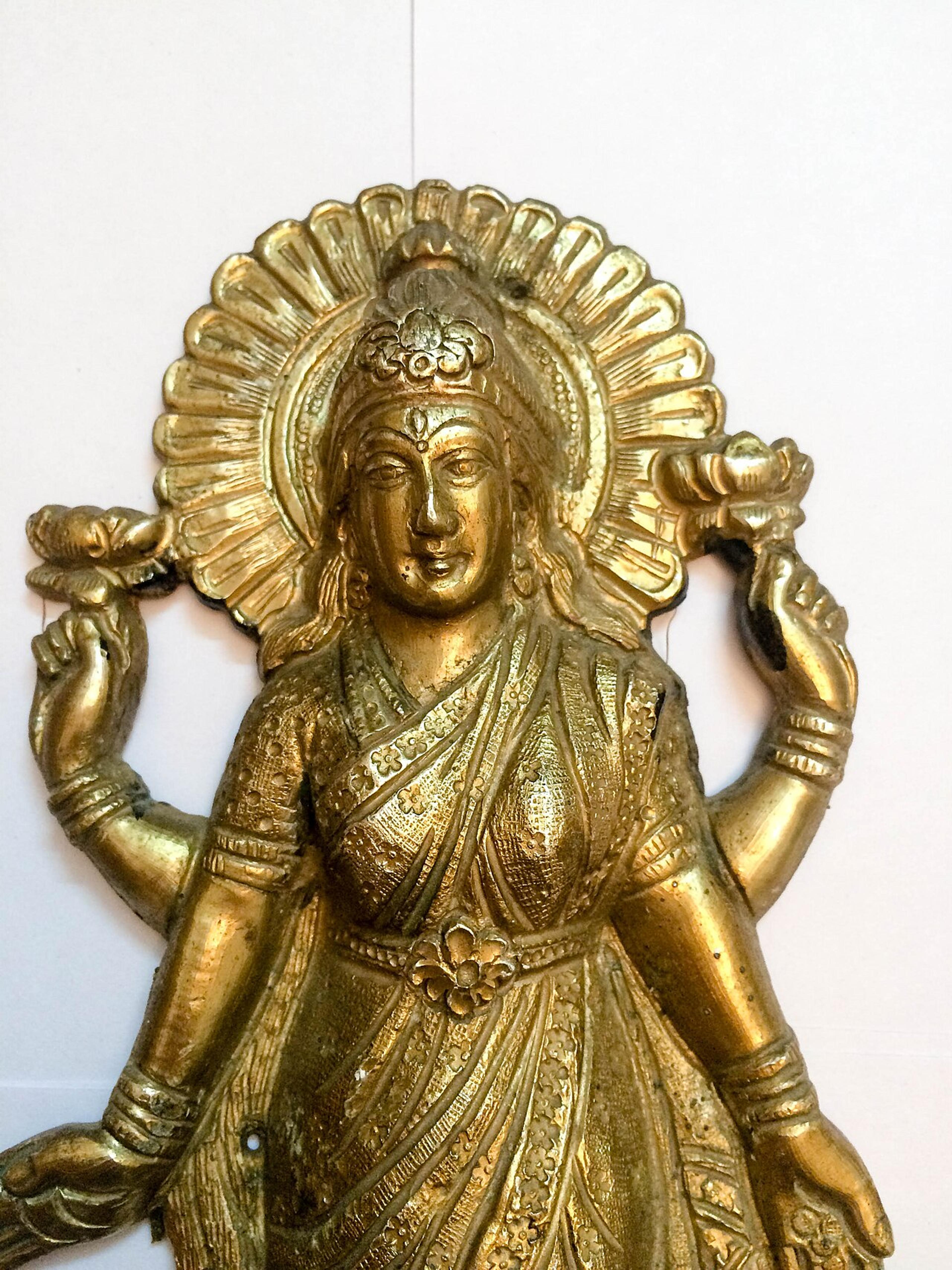 काशी में सोरहिया मेला शुरू: 16 दिन, 16 गांठ और 16 परिक्रमा के साथ महालक्ष्मी की आराधना