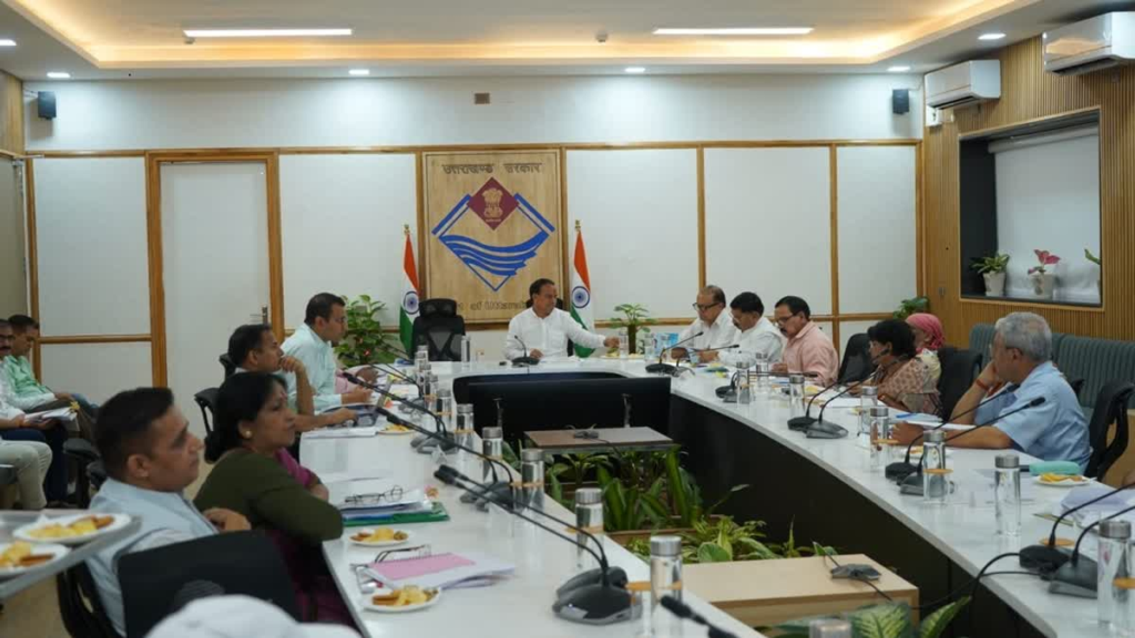 उत्तराखंड में तकनीकी शिक्षा पर बड़ा फैसला: पॉलीटेक्निक में 480 गेस्ट फैकल्टी की होगी भर्ती; परीक्षा में गड़बड़ी पर VC और कुलसचिव पर गिरेगी गाज
