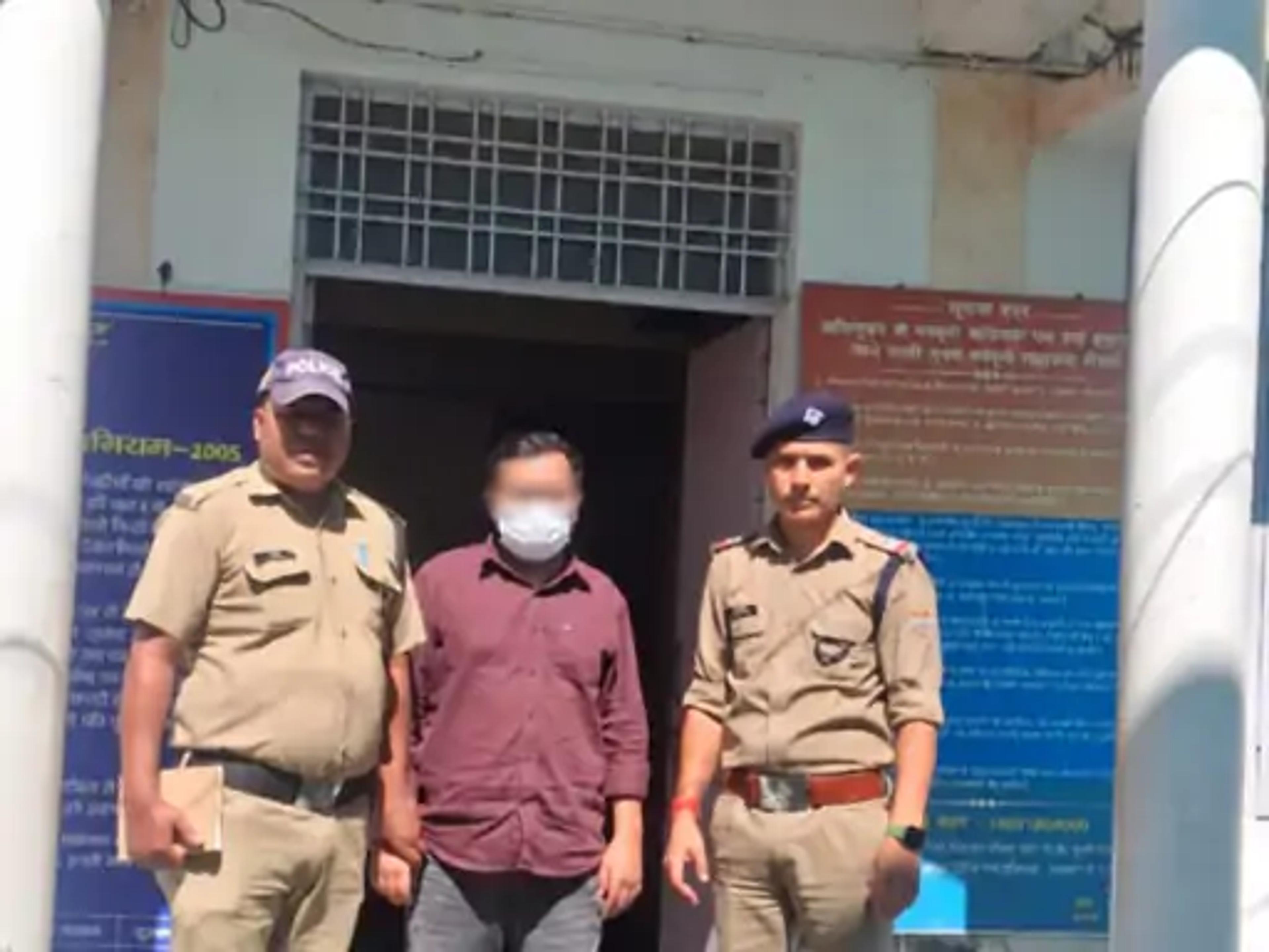 केदारनाथ हेली टिकट के नाम पर 5 लाख की साइबर ठगी, ऋषिकेश से आरोपी गिरफ्तार; जेल भेजा गया