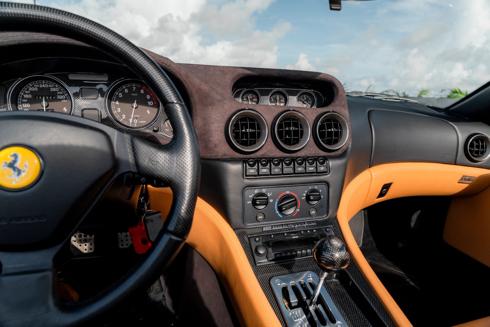 2001 Ferrari 550 Barchetta Interior 24
