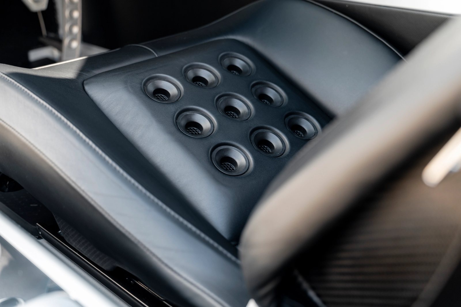 2006 Ford GT Interior 13