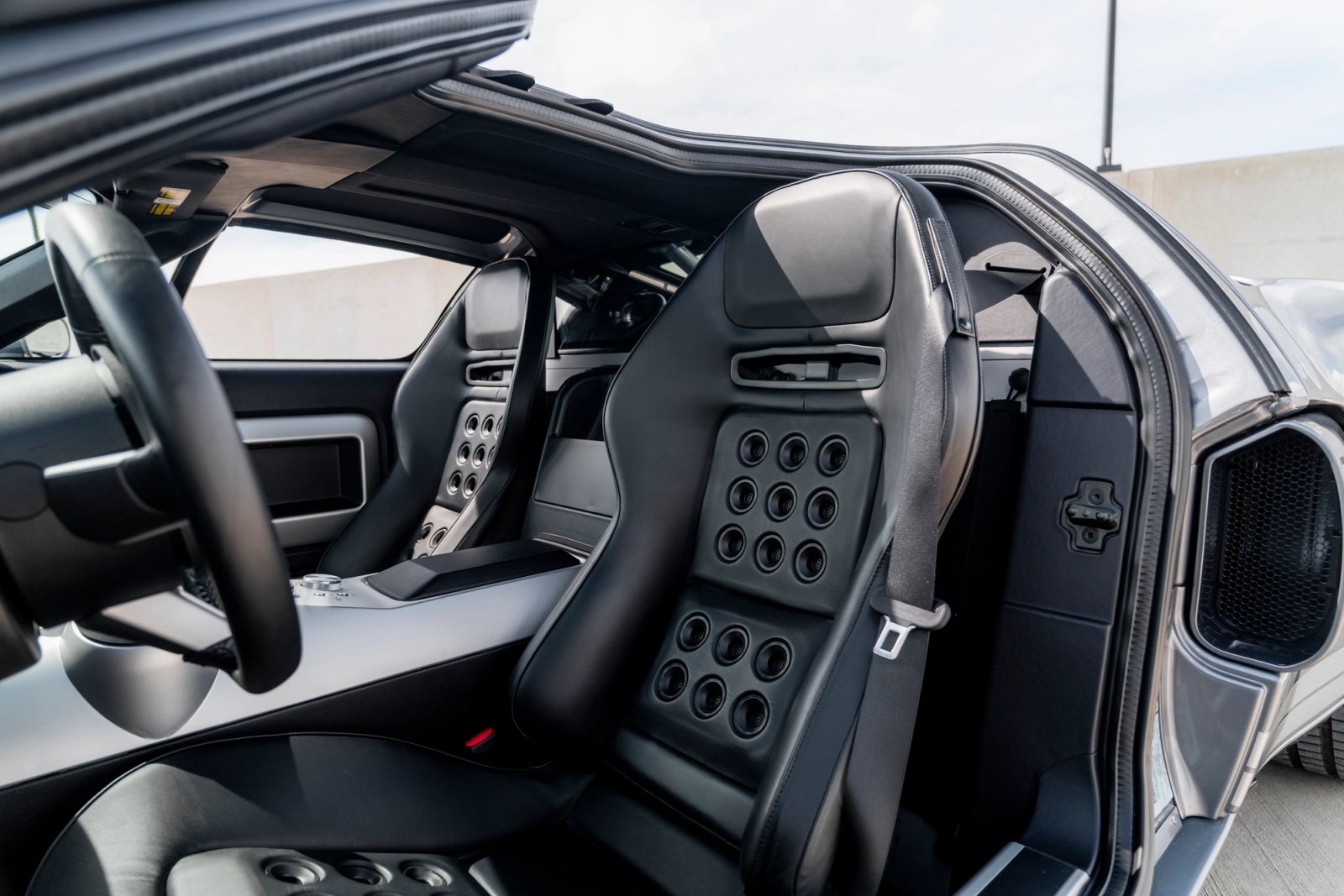 2006 Ford GT Interior 145