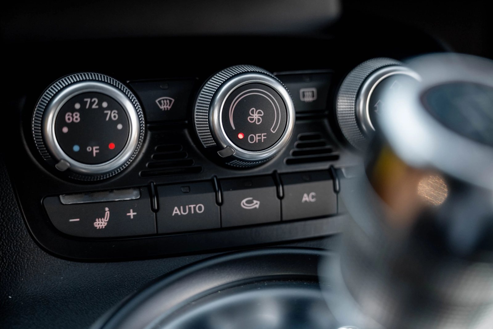 2012 Audi R8 V10 Interior 82