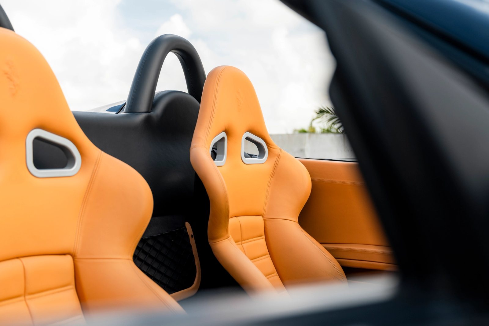 2001 Ferrari 550 Barchetta Interior 121