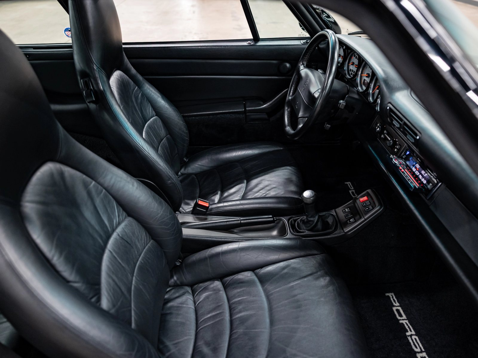 1996 Porsche 911 Turbo Interior 45