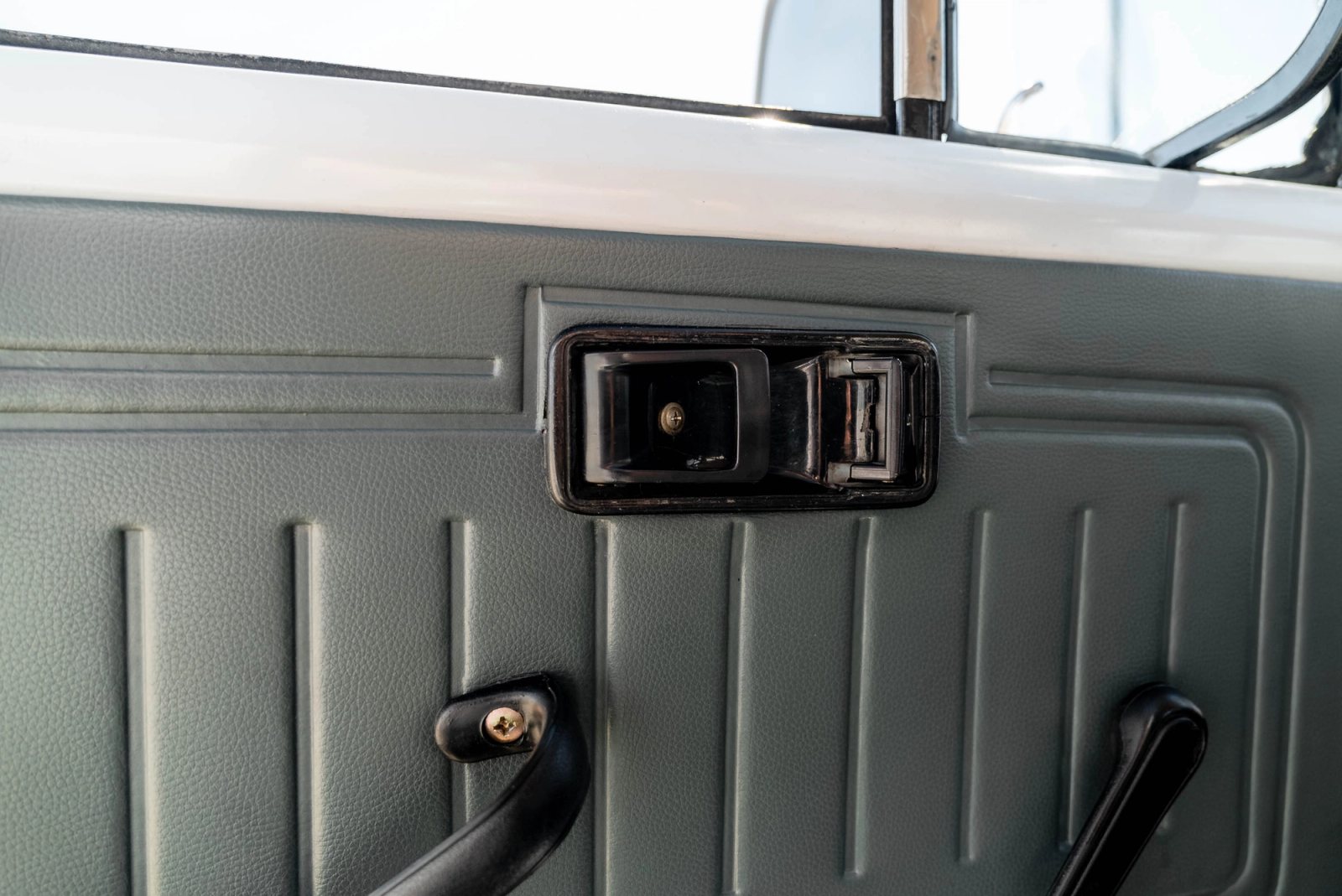 1979 Toyota FJ40 Interior 87