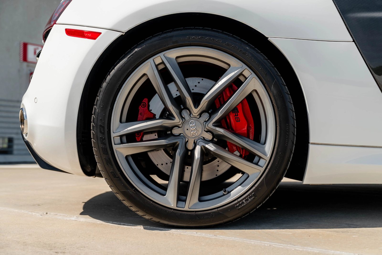 2012 Audi R8 V10 Exterior 28
