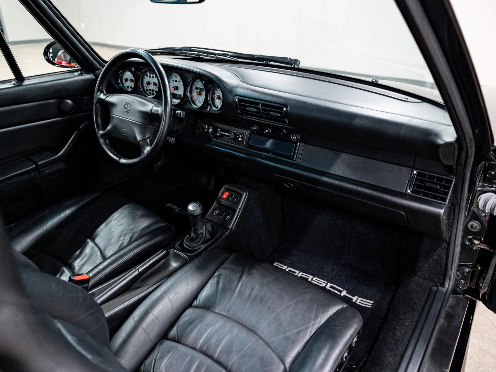 1996 Porsche 911 Turbo Interior 11