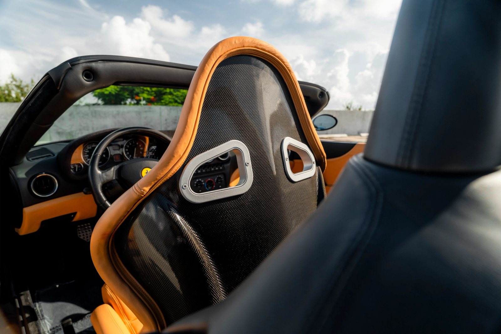 2001 Ferrari 550 Barchetta Interior 71