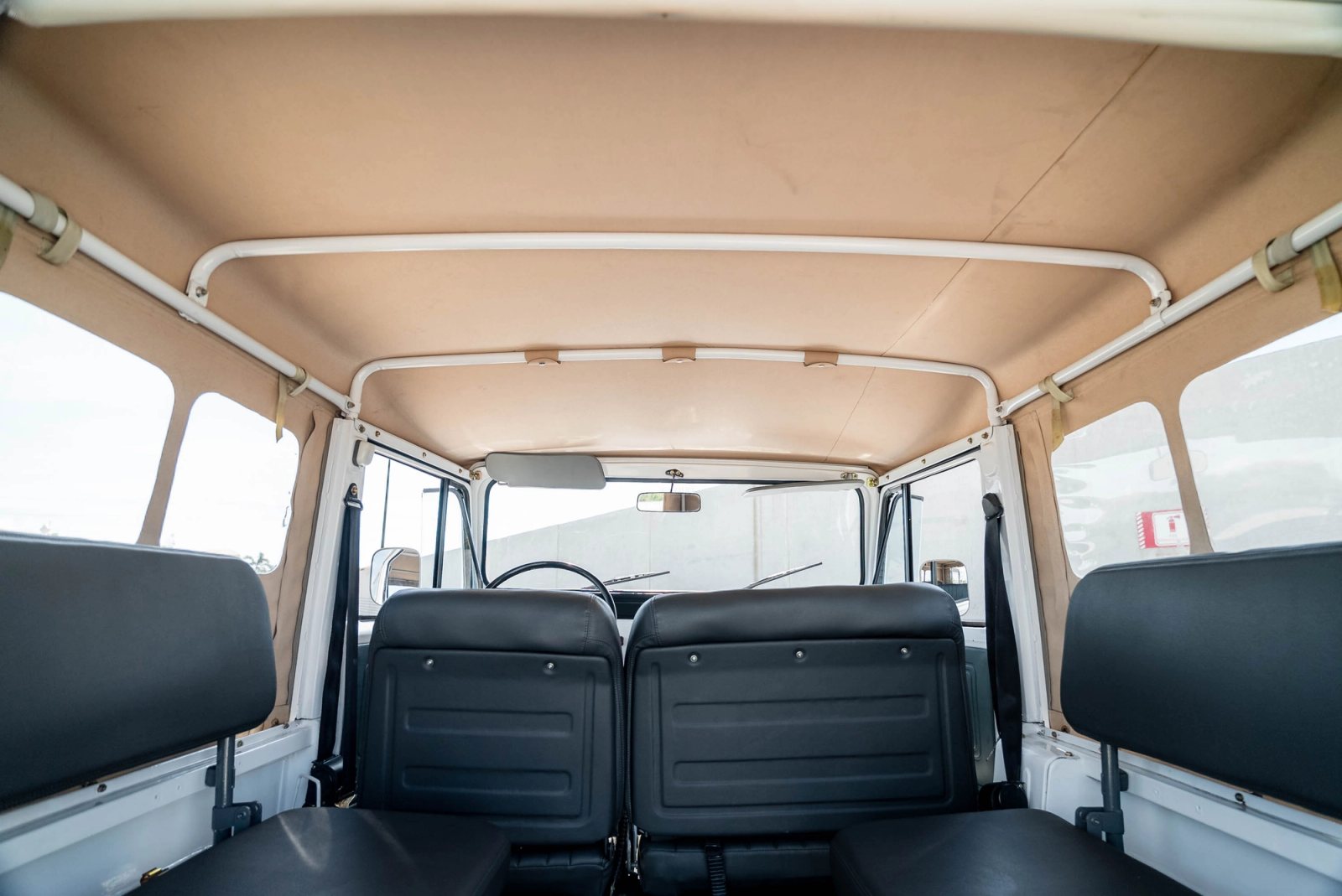 1979 Toyota FJ40 Interior 102