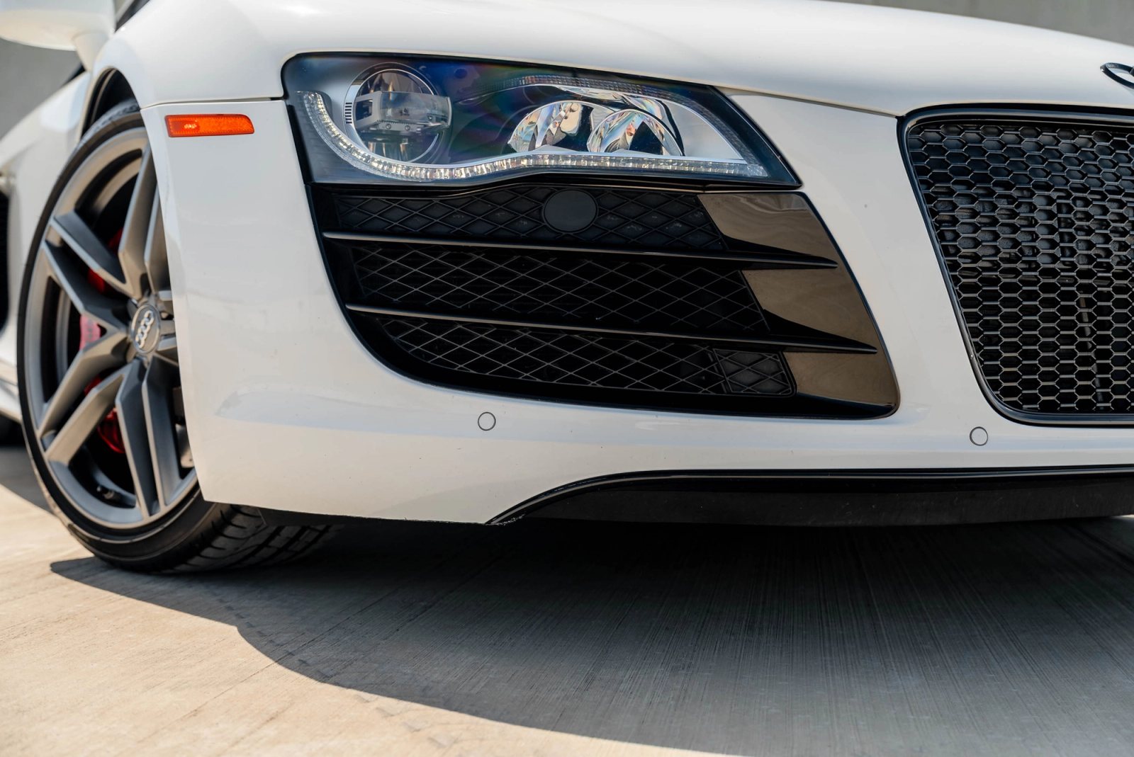 2012 Audi R8 V10 Exterior 16