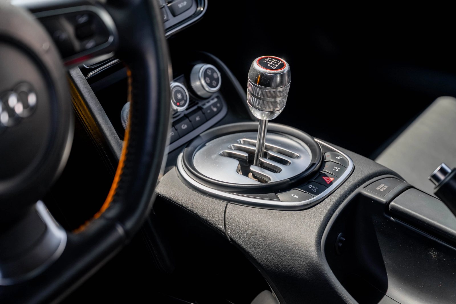 2012 Audi R8 V10 Interior 135