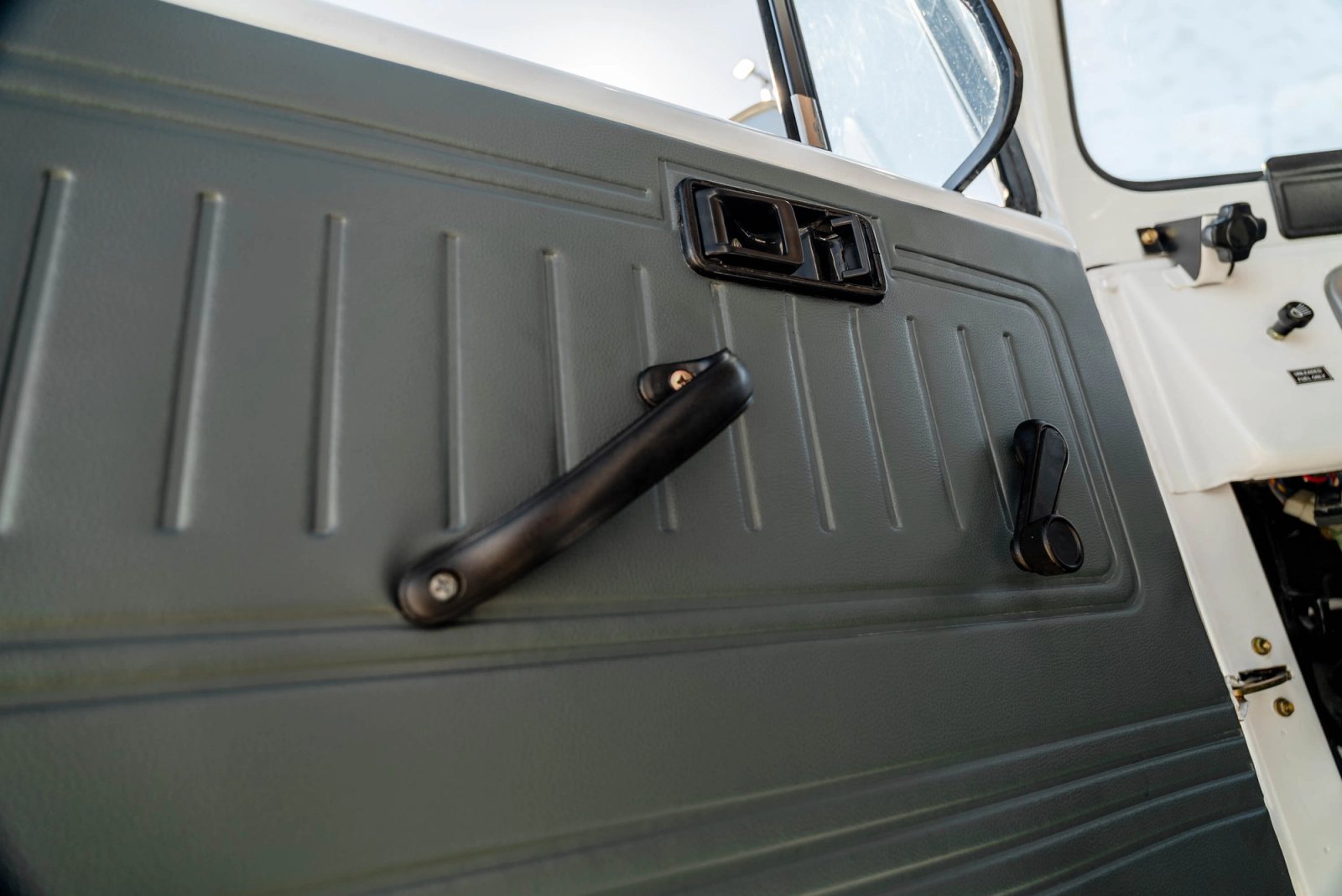 1979 Toyota FJ40 Interior 84