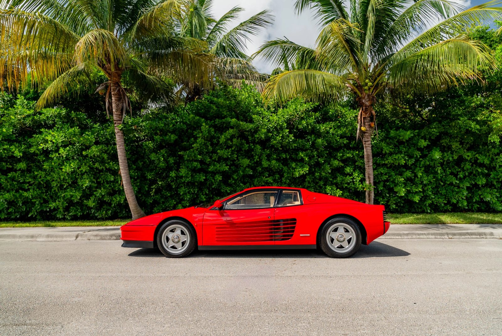 1987 Ferrari Testarossa Exterior 13