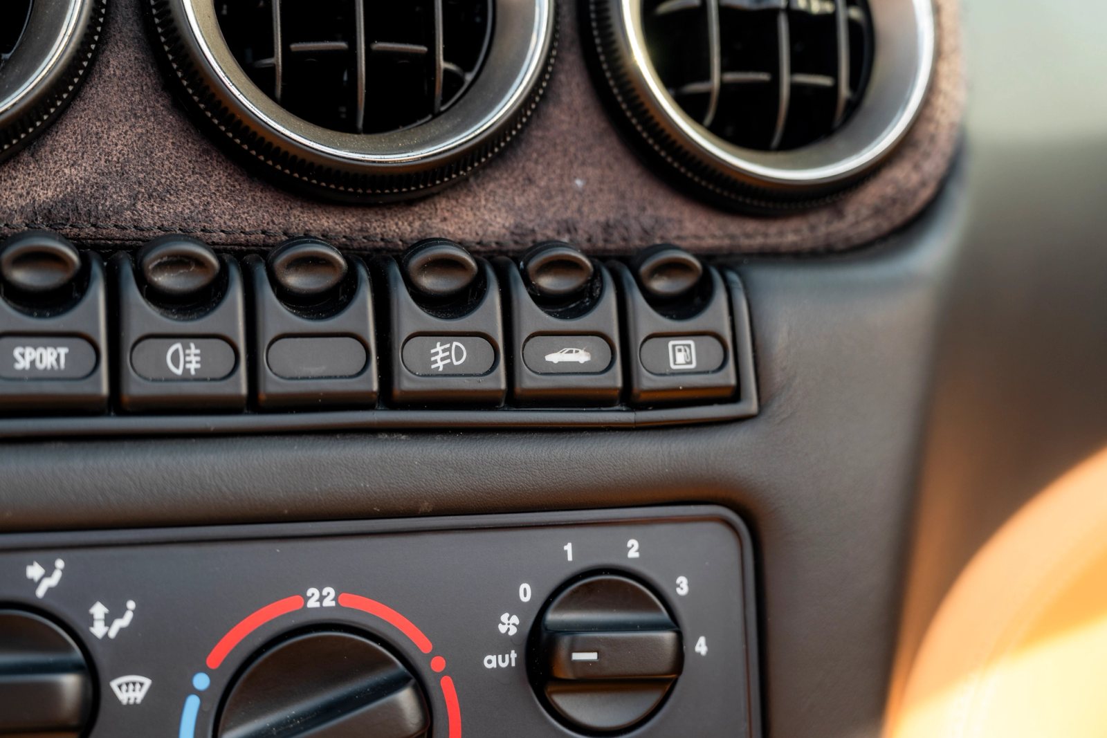 2001 Ferrari 550 Barchetta Interior 44