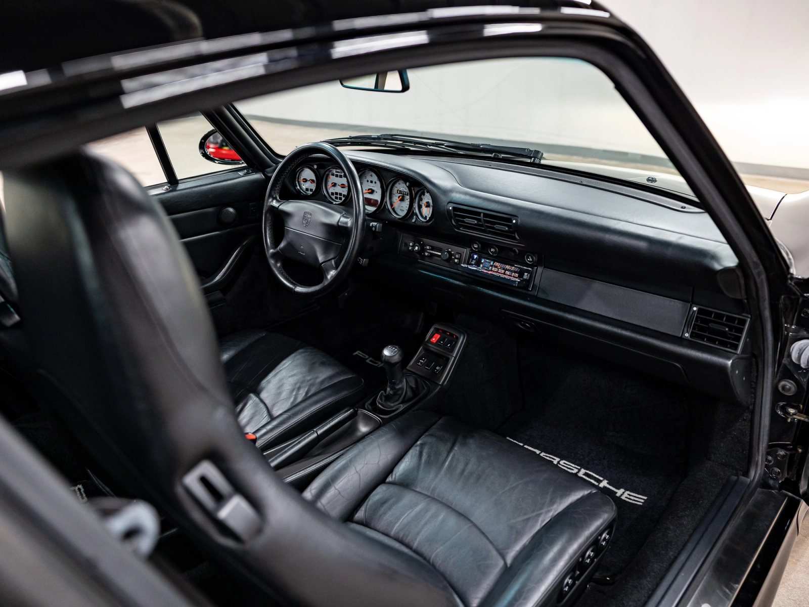 1996 Porsche 911 Turbo Interior 40