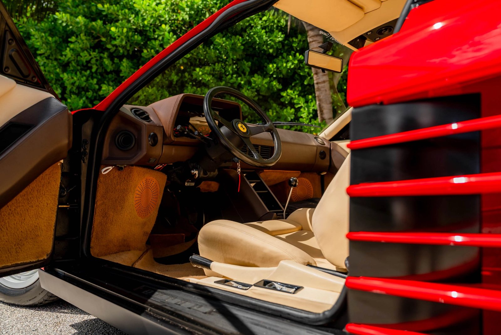 1987 Ferrari Testarossa Interior 11
