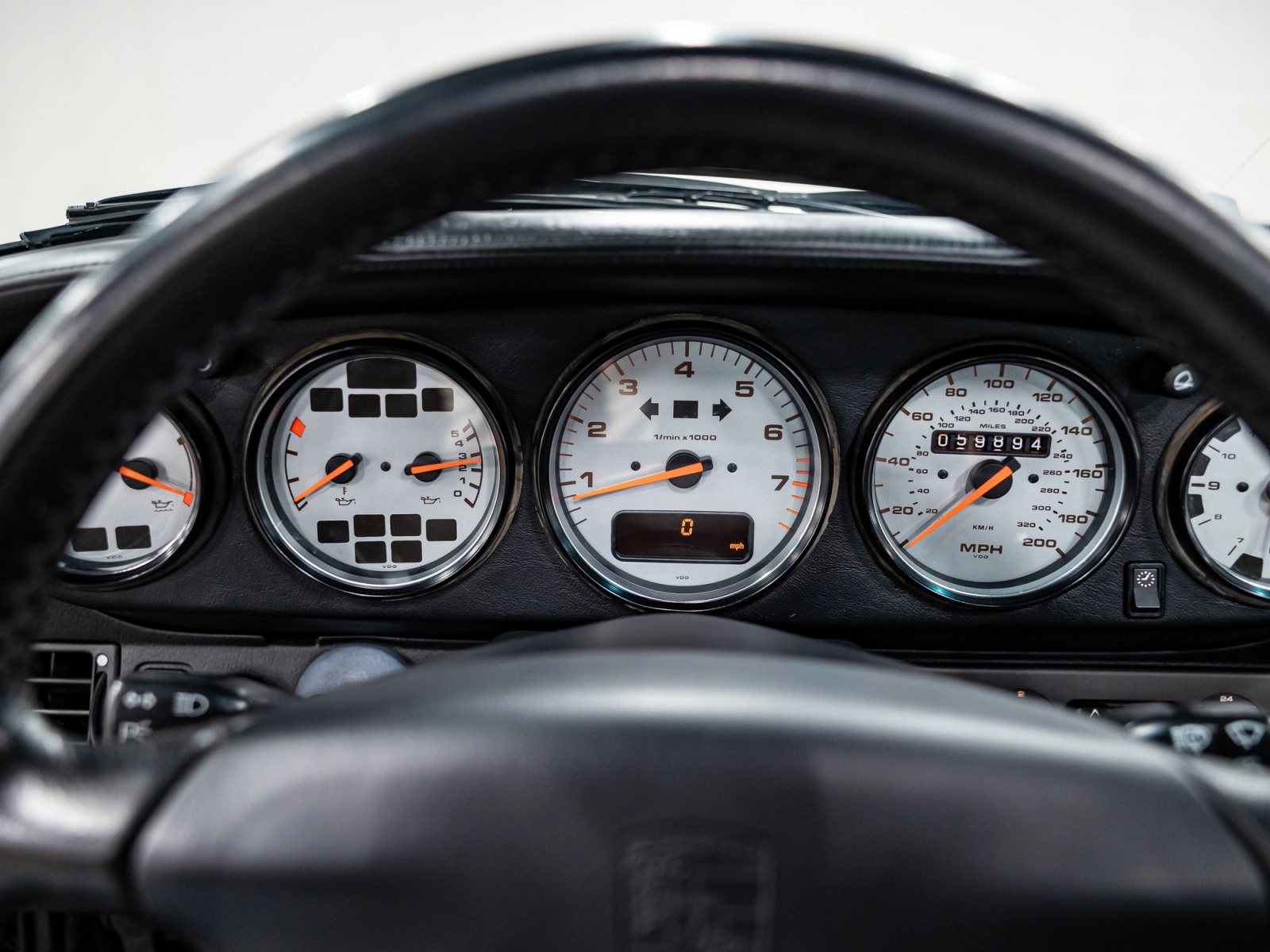 1996 Porsche 911 Turbo Interior 28