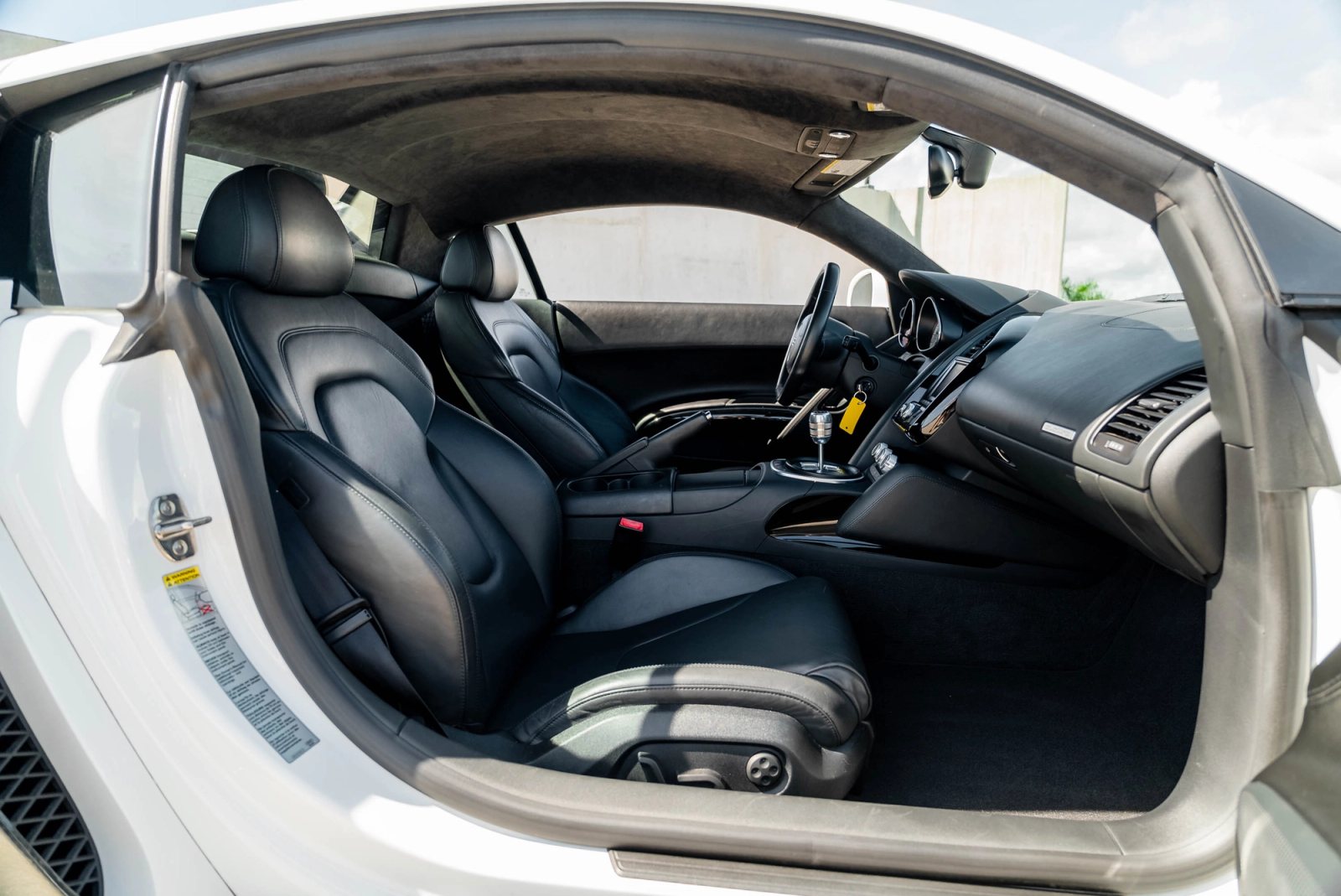 2012 Audi R8 V10 Interior 55