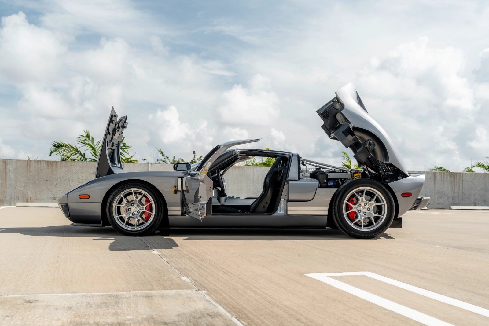 2006 Ford GT Exterior 42