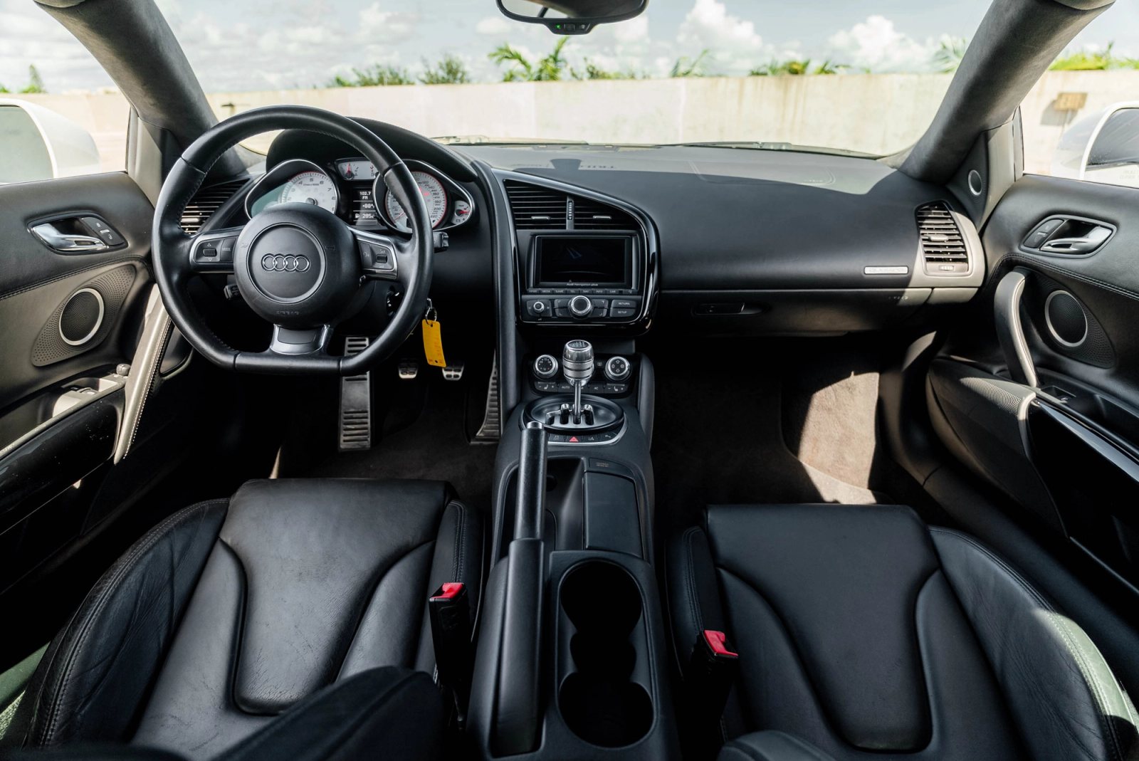 2012 Audi R8 V10 Interior 51