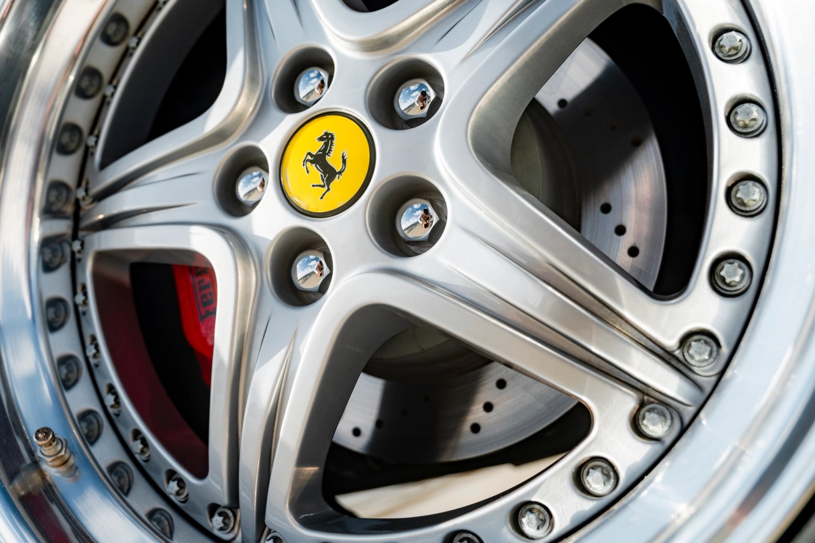 2001 Ferrari 550 Barchetta Exterior 8