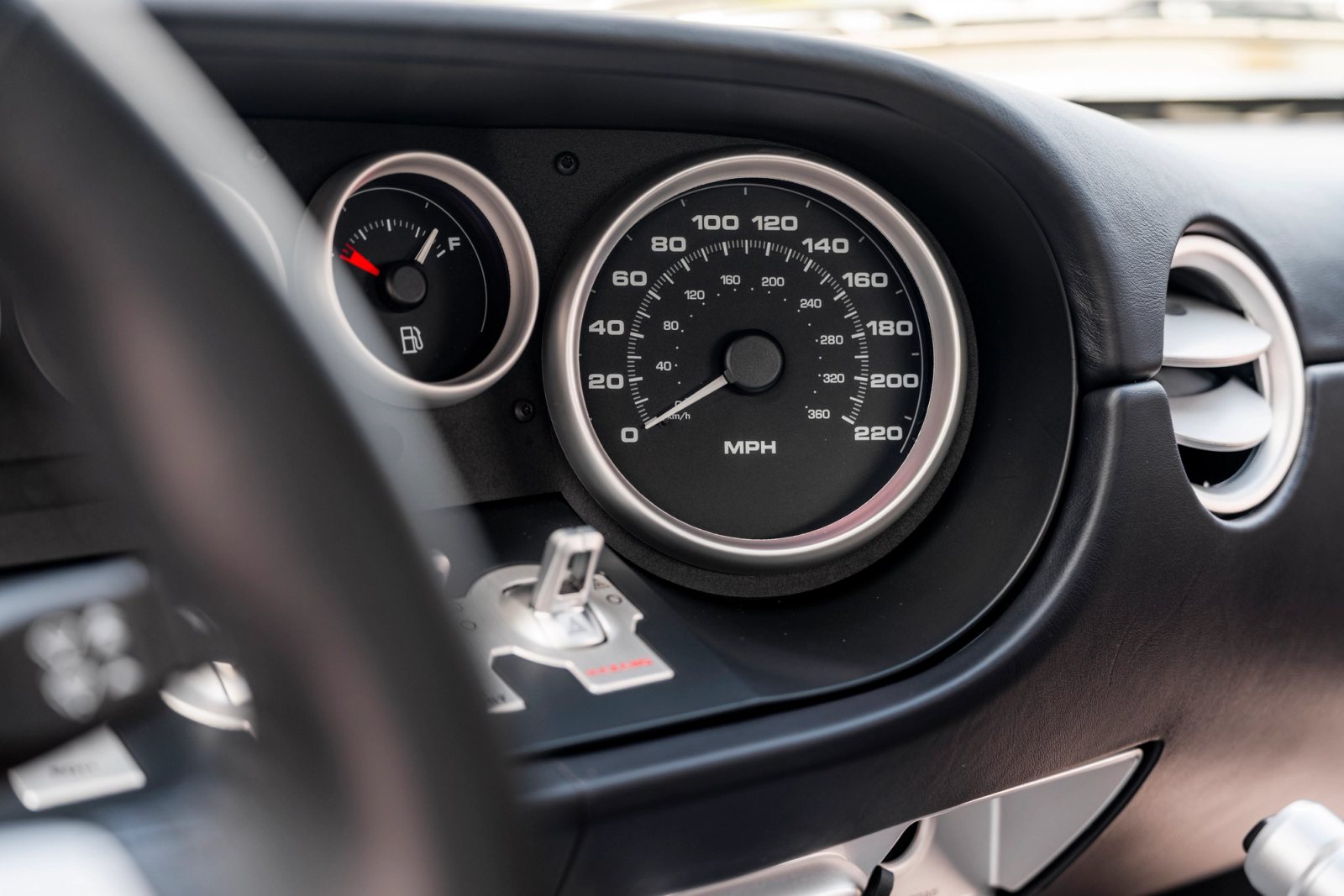 2006 Ford GT Interior 86