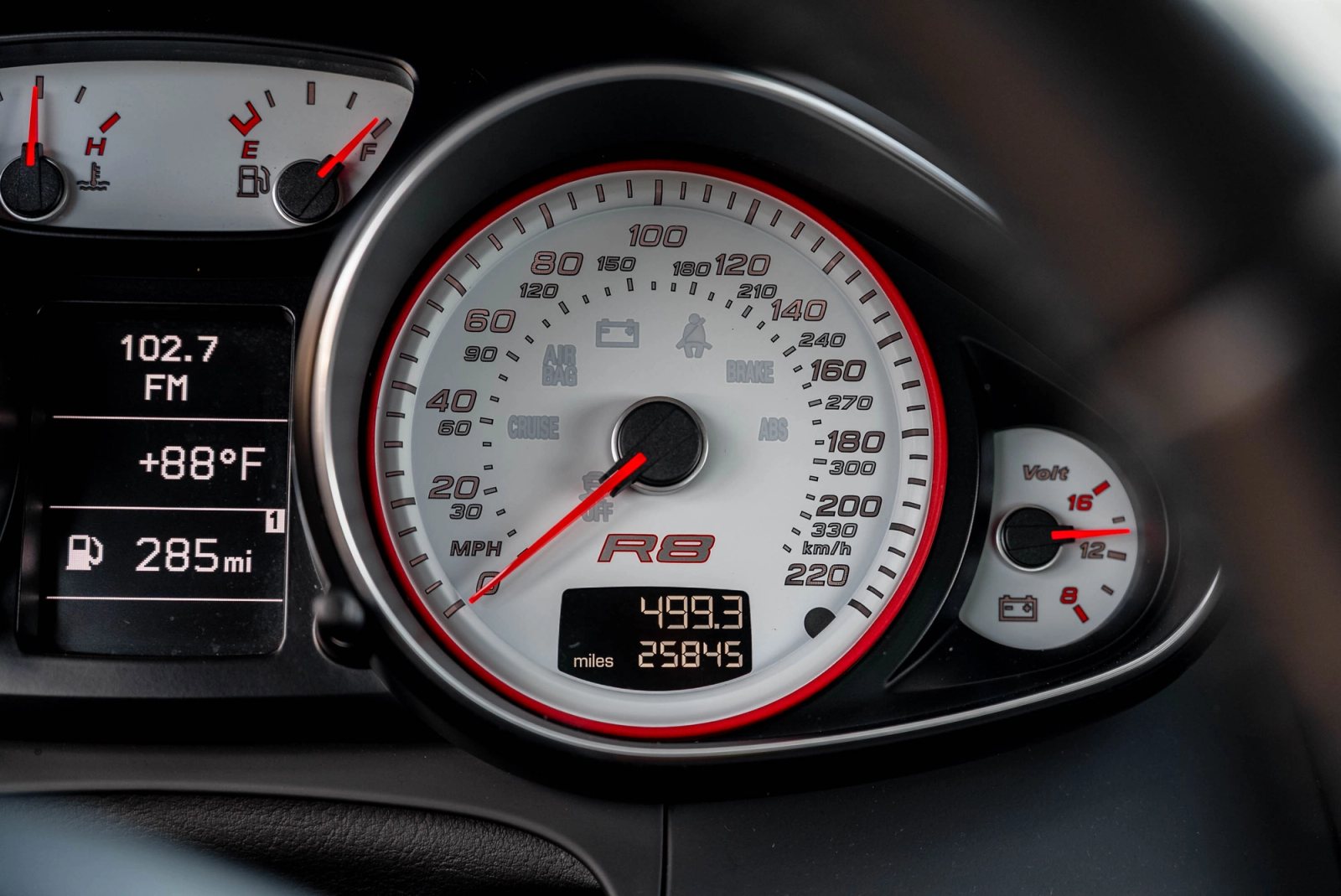 2012 Audi R8 V10 Interior 68