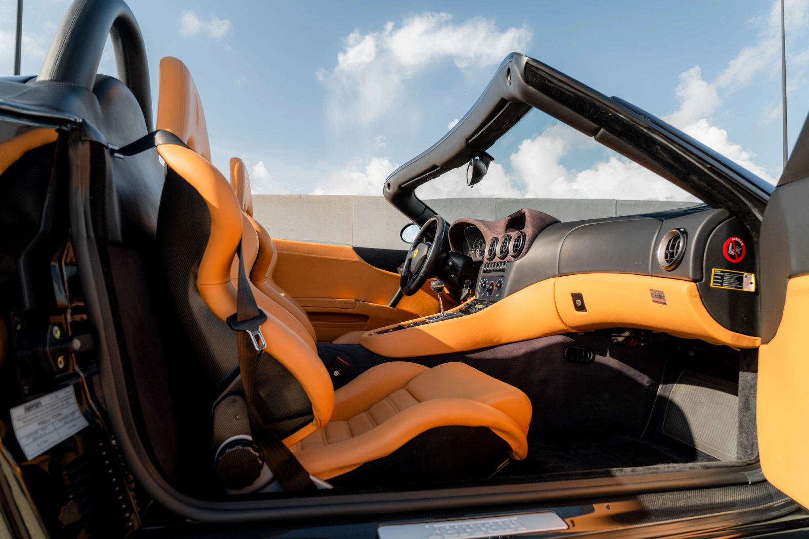 2001 Ferrari 550 Barchetta Interior 30